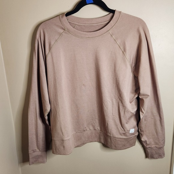 Vuori Tops - Vuori Womens Raglan Crew Neck Sweatshirt Rosewood Mauve Pullover Activewear